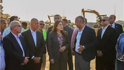وزيرة الإسكان تتفقد أعمال تطوير الحي المتميز بمدينة بدر