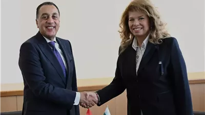 رئيسة بلغاريا تشيد بجهود مصر في تهدئة الأوضاع بالشرق الأوسط