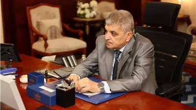 بالأرقام.. قناة السويس تستعيد معدلات الحركة: 1358 سفينة و567.1 مليون دولار