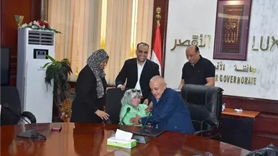 تأشيرات العمرة المجانية لسيدات مصر برعاية صندوق مصر بالاقصر