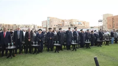 الجامعة المصرية الروسية تحتفل بتخريج أحدث دفعاتها في احتفالية مهيبة