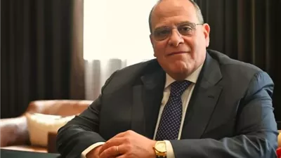 عمرو سعد ينعى زوجة المنتج صادق الصباح