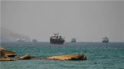 استهداف سفن النفط من جديد في مضيق هرمز