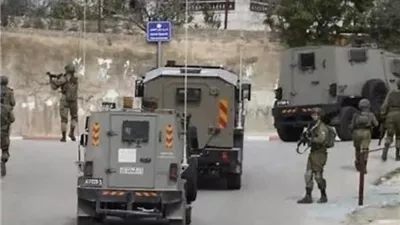 قوات الاحتلال الإسرائيلي تقتحم حوسان وتداهم المنازل غرب بيت لحم
