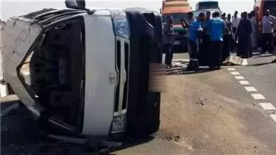 إصابة 7 إثر انقلاب ميكروباص بطريق إسكندرية الصحراوى