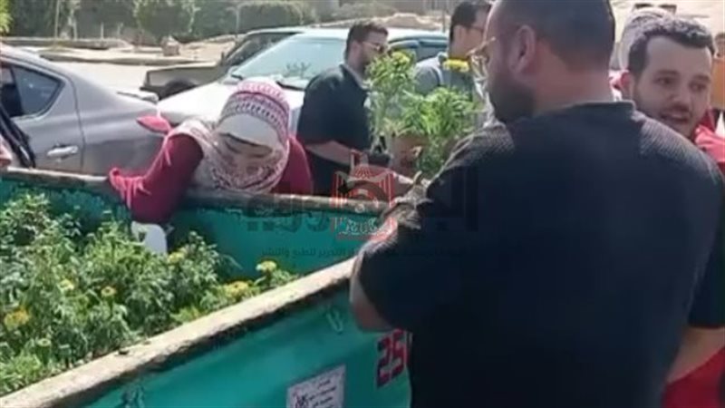 توزيع الورود فى إنتصارات