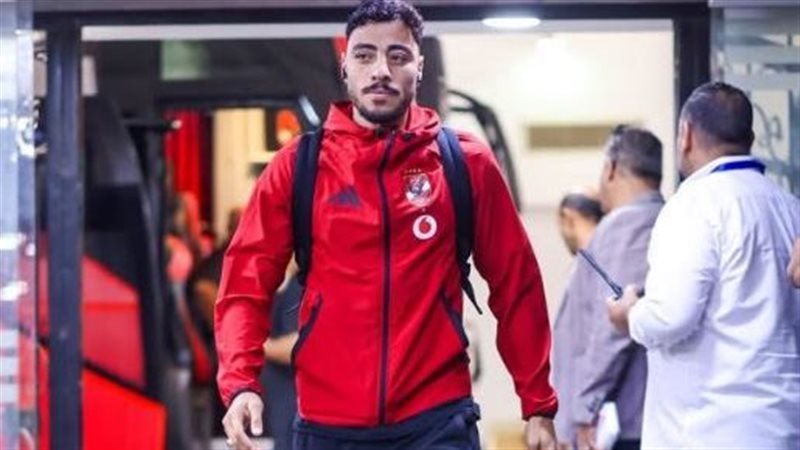 لحظة وصول فريق الأهلي