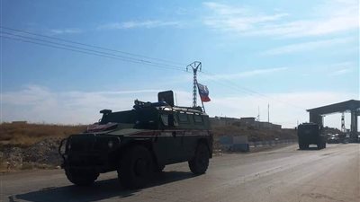 الشرطة العسكرية الروسية تدخل مدينة عين العرب شمالي سوريا