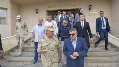 الفريق ربيع يتفقد وحدات هيئة قناة السويس بالإسماعيلية الجديدة..صور