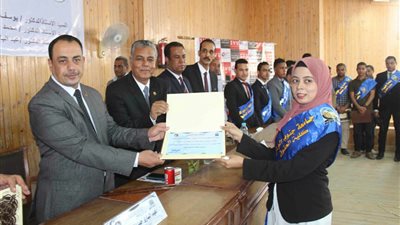 حفل استقبال الطلاب الجدد وتكريم المتفوقين بكلية حقوق قنا
