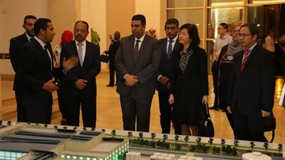 جولة تفقدية لنائب محافظ السويس والقنصل الصيني بمنطقة التعاون المصري الصيني