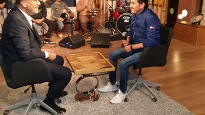 احمد شيبه: انا من صغرى شقيان واشتغلت سمكرى ونقاش