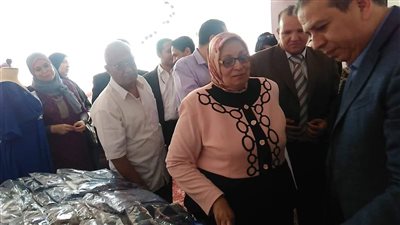 نوعية الزقازيق تنظم معرضا خيريا للملابس والمنتجات والمشغولات الفنية