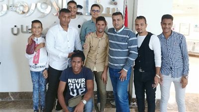 طلاب تجارة قنا ينظمون حملة للتبرع لمستشفى شفاء الاورمان بالاقصر