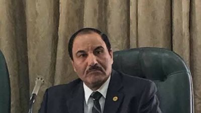 مطالبات برلمانية بتطبيق القانون لمواجهة انتشار الأسواق العشوائية والباعة الجائلين