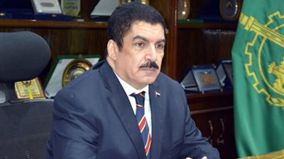 رصف طرق بمدن وقرى القليوبية بتكلفة 165 مليون جنيه