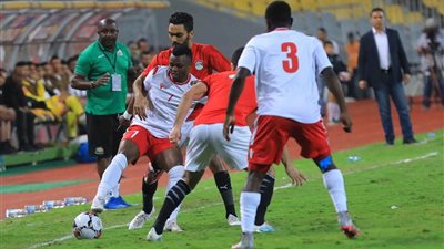أولونجا يسجل هدف التعادل لكينيا أمام منتخب مصر