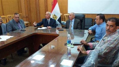 الغرفة التجارية بالإسماعيلية تنسق عروض الجمعة البيضاء ..صور