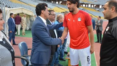 وزير الرياضة يكشف الفرق بين المنتخب الأول والأوليمبى