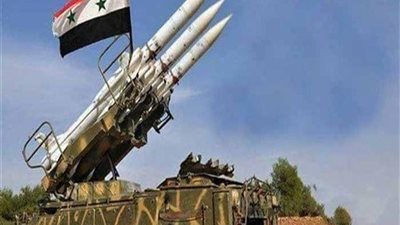 الدفاع الجوي السوري يتصدى لأهداف معادية في سماء دمشق