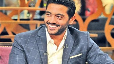 أحمد فلوكس يفتح النار على الهاربين معتز مطر ومحمد على..فيديو
