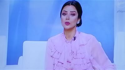 تعرفي علي طريقة رضوي الشربيني في التغلب علي المسام الواسعة للبشرة