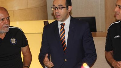 قنصل مصر بالامارات يهنئ الإسماعيلي بالصعود لدور ال8 في كأس العرب