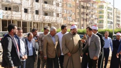 مقام وهمى يمنع تطوير ميدان بالسويس ربع قرن بالصور