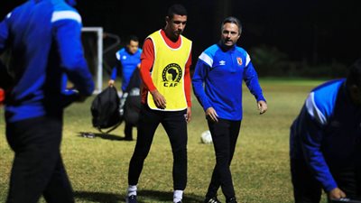 صدمة في الأهلي قبل مواجهة النجم بعد إصابة مدافع الفريق