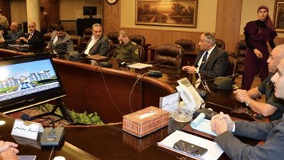 محافظ الغربية .. يلتقى بممثلي شركات المقاولات لإستعراض نسب تنفيذ المشروعات