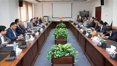 وفد صينى من يزور المنطقة الاقتصادية لبحث فرص الاستثمار بها