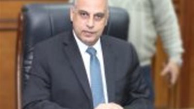 محافظ سوهاج يعتمد علاوة الحد الأدنى للمثبتين على الصناديق الخاصة