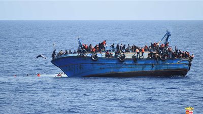 انتشال 57 جثة وإنقاذ 74 آخرين بعد غرق قارب للمهاجرين فى شواطئ موريتانيا
