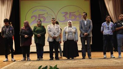 جامعة القناة تحتفل بختام الدورة الكشفية للجوالة ..صور