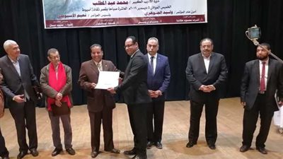 المؤتمر الثامن لنادي القصة بأسيوط يرفض التطبيع مع الكيان الصهيوني ويدعم أبطال غزة..صور
