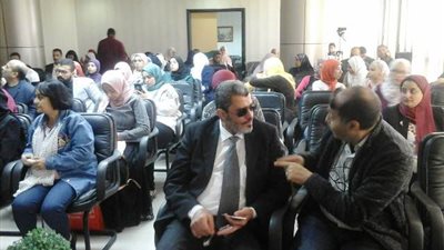 استخدام جهاز الروتارى فى علاج الجذور فى مؤتمر طب الاسنان بمستشفى الزيتون.. بالصور