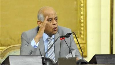 رئيس النواب يغضب بسبب جدول الأعمال ويؤكد :