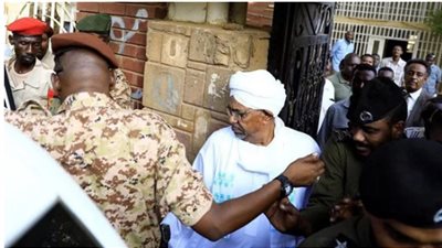 المحكمة الجنائية السودانية تقضى بسجن عمر البشير 10 سنوات