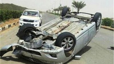 مصرع واصابة 2 فى انقلاب سيارة ملاكى بالبحر الصغير بالدقهلية