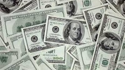 هدية النجمة لزوجها فى عيد ميلاده .. 500 الف دولار فى الثلاجة .. صور