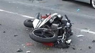 بالأسماء .. إصابة 3 أشخاص في انقلاب دراجة بخارية بالإسماعيلية