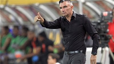 الجلسة سرية .. تفاصيل تعليمات كارتيرون الى لاعبي الزمالك