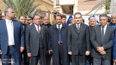 محافظ الغربية يشهد عرض عسكري لطلاب احدى المدارس العسكرية بالمحلة الكبرى