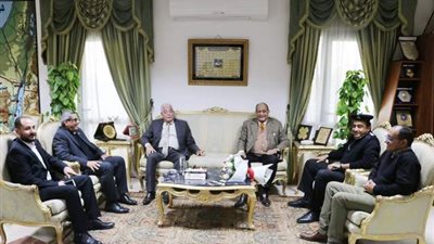 محافظ جنوب سيناء يستقبل راعى الكنيسة الانجيلية بشرم الشيخ.صور