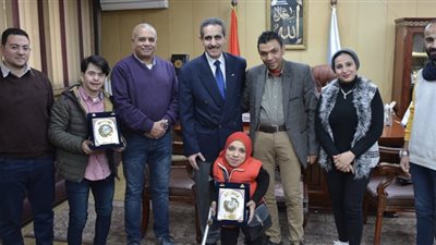 رحمي يكرم نهى عزام ومصطفي نوفل من ذوى الهمم لتميزهما العلمى والرياضى