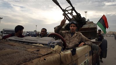 الجيش الليبي ينفي استعادة قوات الوفاق محور طريق المطار