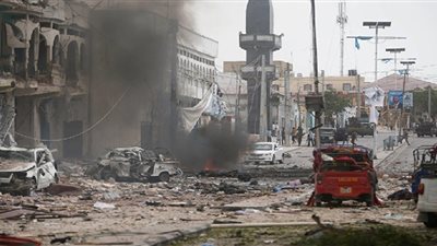انفجار مقديشيو يسفر عن مقتل 20 شخصا حتى الان