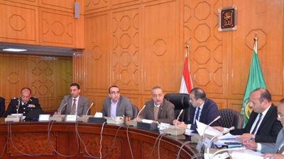 الإسماعيلية تتابع منظومة النظافة بتقرير يومي مصور