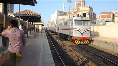مصرع عامل سقط أسفل عجلات القطار بمحطة دشنا