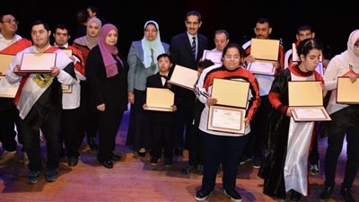 رحمي يكرم ذوى الهمم من أبناء محافظة الغربية